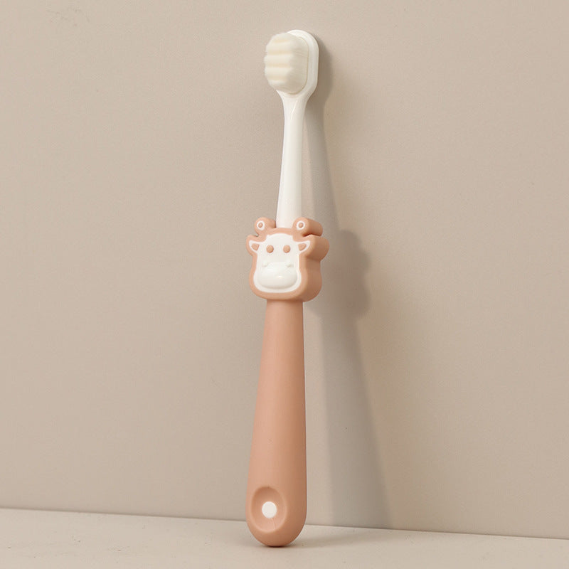 Baby toothbrush with soft bristles, suitable for children aged 2-10 years, for home use, fine and non-slip, with thousands of bristles to protect teeth. Cartoon toothbrush for children.